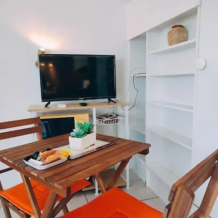 Le Petit Rhodier Apartment